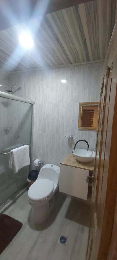 Aparta Suite Villa Roko San Andrés エクステリア 写真