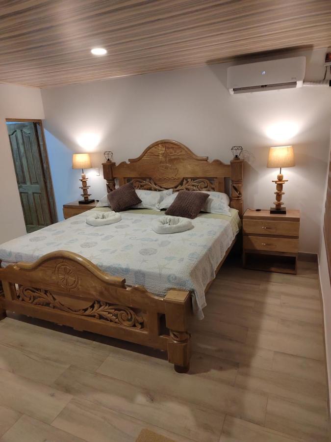 Aparta Suite Villa Roko San Andrés エクステリア 写真